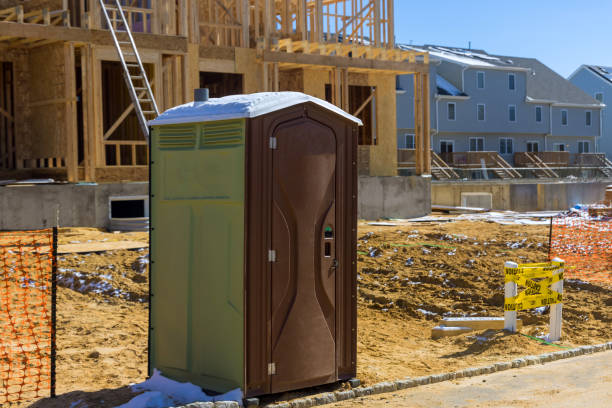Best Luxury portable toilet rental  in Lexington, IL